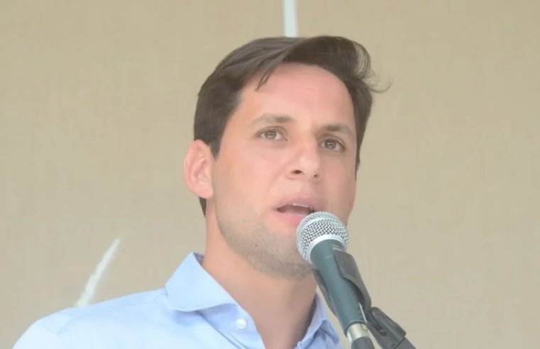 Rafael Motta está em coma induzido, mas estado clínico é considerado estável, diz novo boletim