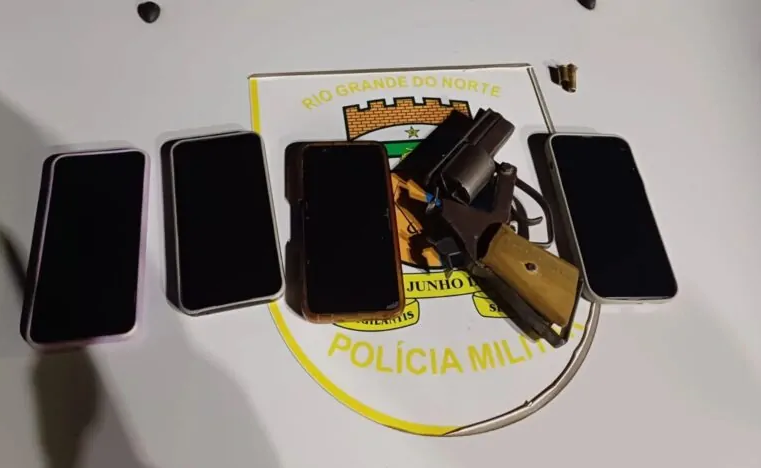Homem é preso com dinheiro escondido na boca após assalto em ônibus de Natal